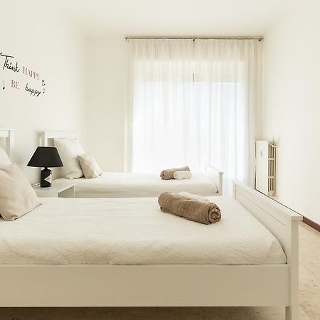 Alessia'S Flat- Sondrio M3 Apartment มิลาน ภายนอก รูปภาพ