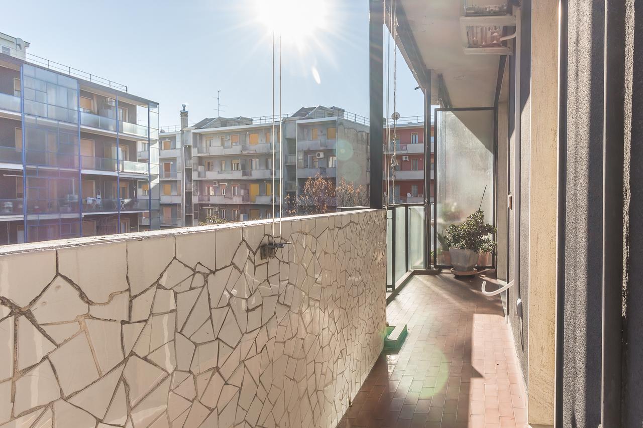 Alessia'S Flat- Sondrio M3 Apartment มิลาน ภายนอก รูปภาพ